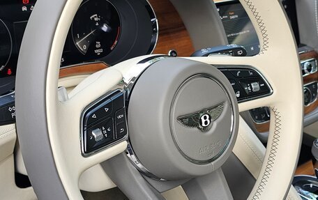 Bentley Bentayga I, 2021 год, 23 000 000 рублей, 17 фотография