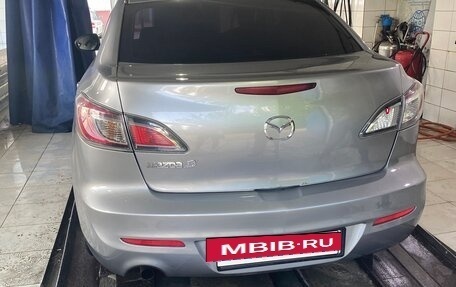 Mazda 3, 2013 год, 650 000 рублей, 2 фотография