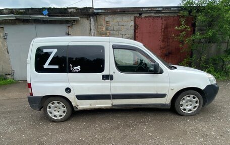 Peugeot Partner II рестайлинг 2, 2011 год, 310 000 рублей, 4 фотография