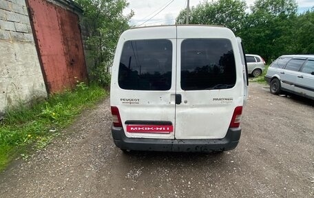 Peugeot Partner II рестайлинг 2, 2011 год, 310 000 рублей, 2 фотография