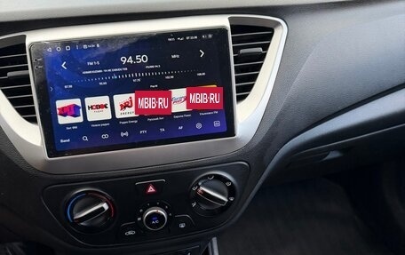 Hyundai Solaris II рестайлинг, 2017 год, 1 100 000 рублей, 11 фотография
