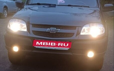Chevrolet Niva I рестайлинг, 2012 год, 620 000 рублей, 1 фотография