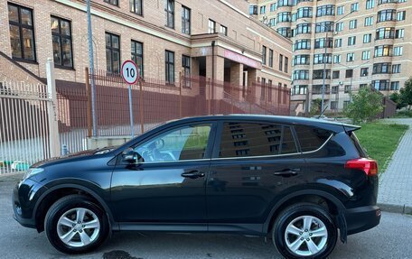 Toyota RAV4, 2014 год, 1 575 000 рублей, 4 фотография