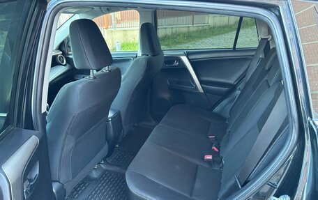 Toyota RAV4, 2014 год, 1 575 000 рублей, 10 фотография