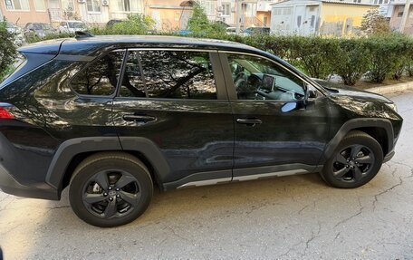 Toyota RAV4, 2022 год, 3 500 000 рублей, 4 фотография