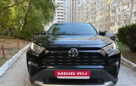 Toyota RAV4, 2022 год, 3 500 000 рублей, 2 фотография