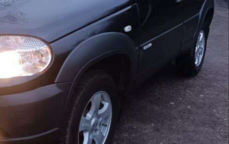 Chevrolet Niva I рестайлинг, 2012 год, 620 000 рублей, 2 фотография