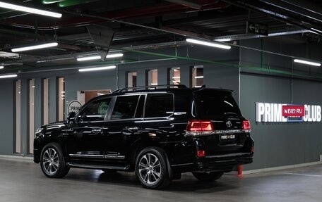 Toyota Land Cruiser 200, 2020 год, 9 890 000 рублей, 2 фотография
