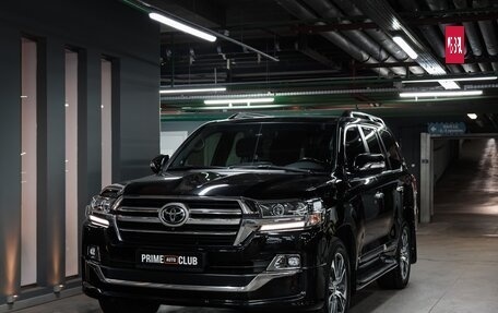 Toyota Land Cruiser 200, 2020 год, 9 890 000 рублей, 3 фотография