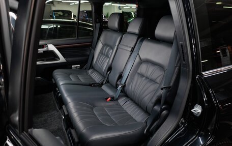 Toyota Land Cruiser 200, 2020 год, 9 890 000 рублей, 26 фотография