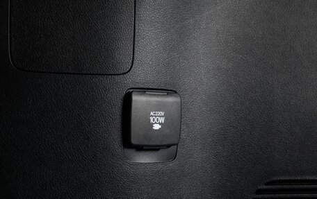 Toyota Land Cruiser 200, 2020 год, 9 890 000 рублей, 27 фотография