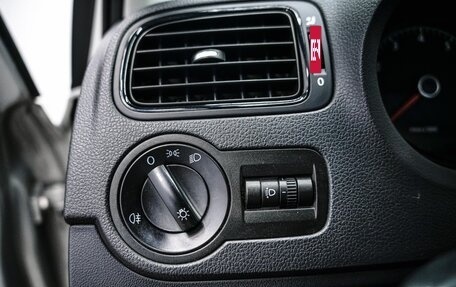 Volkswagen Polo VI (EU Market), 2013 год, 850 000 рублей, 16 фотография