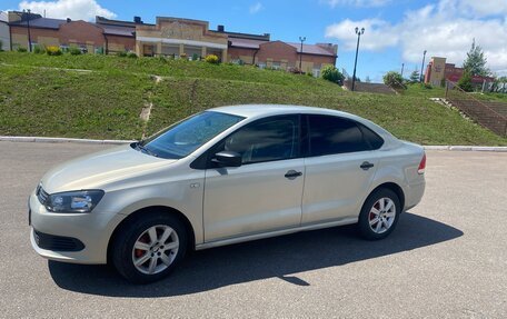 Volkswagen Polo VI (EU Market), 2013 год, 580 000 рублей, 3 фотография