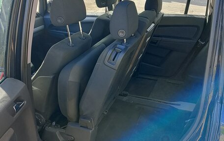Opel Zafira B, 2007 год, 500 000 рублей, 18 фотография