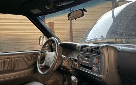 Chevrolet Blazer II рестайлинг, 1997 год, 990 000 рублей, 5 фотография