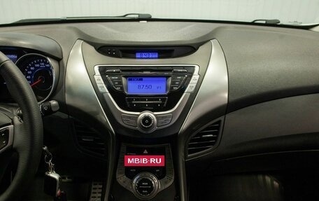 Hyundai Elantra V, 2013 год, 1 295 000 рублей, 26 фотография