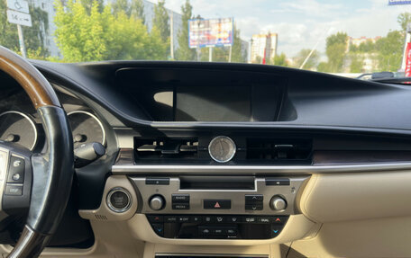 Lexus ES VII, 2014 год, 2 300 000 рублей, 13 фотография