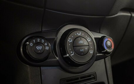 Ford Fiesta, 2015 год, 720 000 рублей, 28 фотография