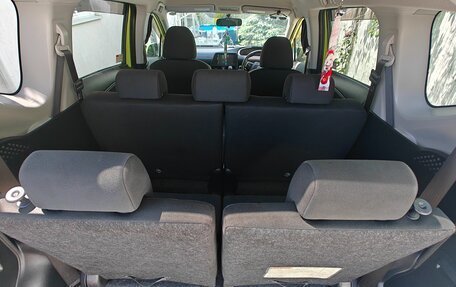 Toyota Sienta II, 2017 год, 1 250 000 рублей, 27 фотография