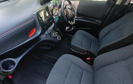 Toyota Sienta II, 2017 год, 1 250 000 рублей, 23 фотография