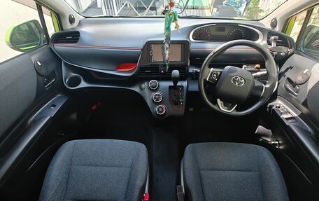 Toyota Sienta II, 2017 год, 1 250 000 рублей, 25 фотография