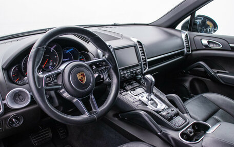 Porsche Cayenne III, 2015 год, 3 945 000 рублей, 10 фотография
