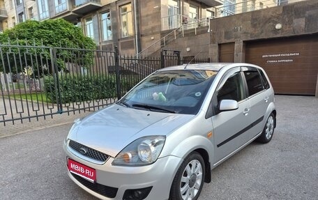 Ford Fiesta, 2007 год, 670 000 рублей, 1 фотография