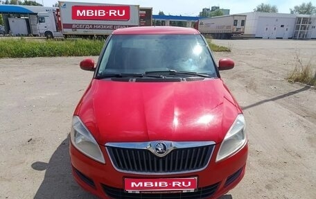 Skoda Fabia II, 2013 год, 460 000 рублей, 1 фотография