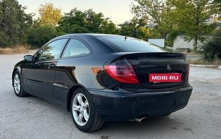 Mercedes-Benz C-Класс, 2004 год, 580 000 рублей, 3 фотография