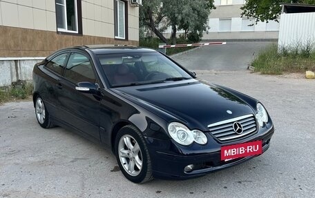Mercedes-Benz C-Класс, 2004 год, 580 000 рублей, 2 фотография