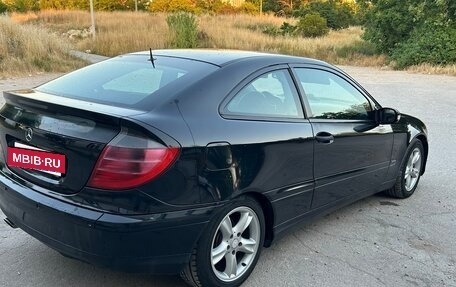 Mercedes-Benz C-Класс, 2004 год, 580 000 рублей, 4 фотография