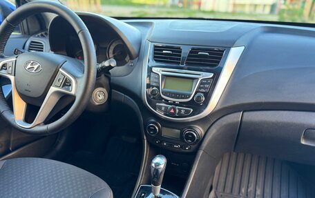 Hyundai Solaris II рестайлинг, 2012 год, 1 045 000 рублей, 8 фотография