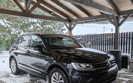 Volkswagen Tiguan II, 2018 год, 2 350 000 рублей, 9 фотография