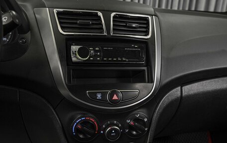 Hyundai Solaris II рестайлинг, 2015 год, 819 000 рублей, 14 фотография