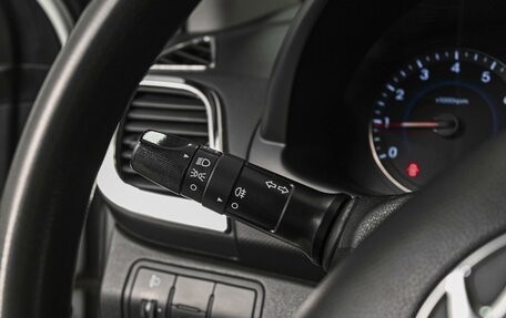 Hyundai Solaris II рестайлинг, 2015 год, 819 000 рублей, 15 фотография