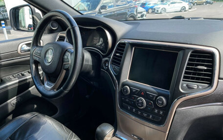Jeep Grand Cherokee, 2016 год, 2 997 000 рублей, 10 фотография