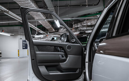 Land Rover Range Rover IV рестайлинг, 2019 год, 7 500 000 рублей, 26 фотография