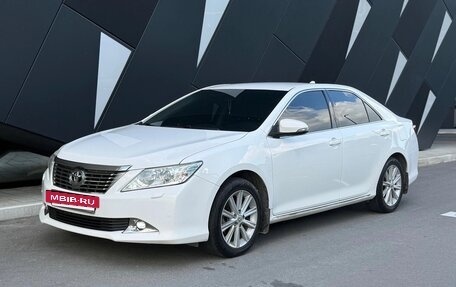 Toyota Camry, 2014 год, 1 600 000 рублей, 5 фотография