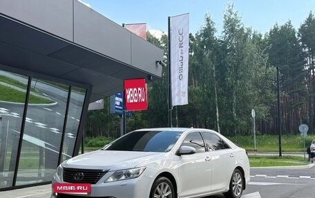 Toyota Camry, 2014 год, 1 600 000 рублей, 2 фотография