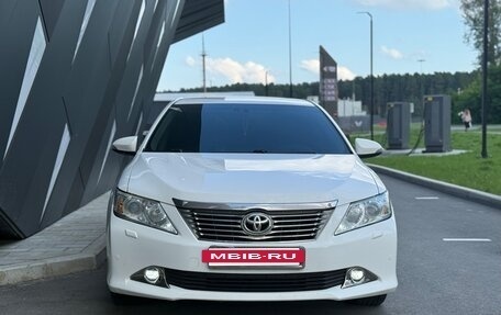 Toyota Camry, 2014 год, 1 600 000 рублей, 12 фотография