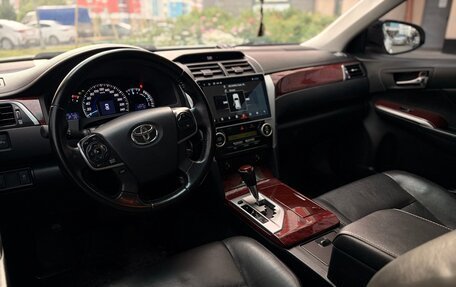 Toyota Camry, 2014 год, 1 600 000 рублей, 30 фотография