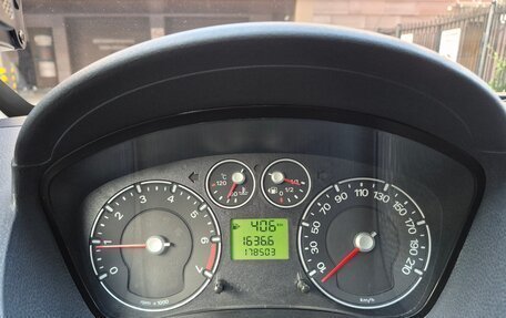 Ford Fiesta, 2007 год, 670 000 рублей, 10 фотография