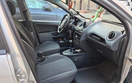 Ford Fiesta, 2007 год, 670 000 рублей, 17 фотография