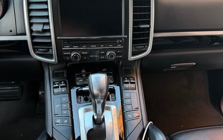 Porsche Cayenne III, 2015 год, 3 150 000 рублей, 16 фотография