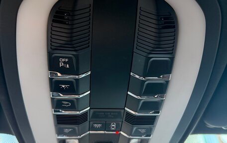 Porsche Cayenne III, 2015 год, 3 150 000 рублей, 17 фотография