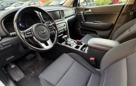 KIA Sportage IV рестайлинг, 2020 год, 2 000 000 рублей, 8 фотография