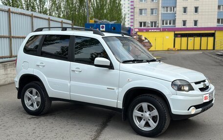 Chevrolet Niva I рестайлинг, 2016 год, 690 000 рублей, 6 фотография