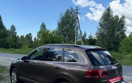 Volkswagen Touareg III, 2012 год, 1 628 000 рублей, 21 фотография