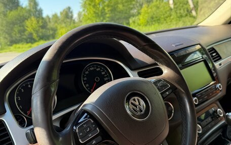 Volkswagen Touareg III, 2012 год, 1 628 000 рублей, 34 фотография