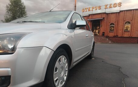 Ford Focus II рестайлинг, 2006 год, 550 000 рублей, 3 фотография
